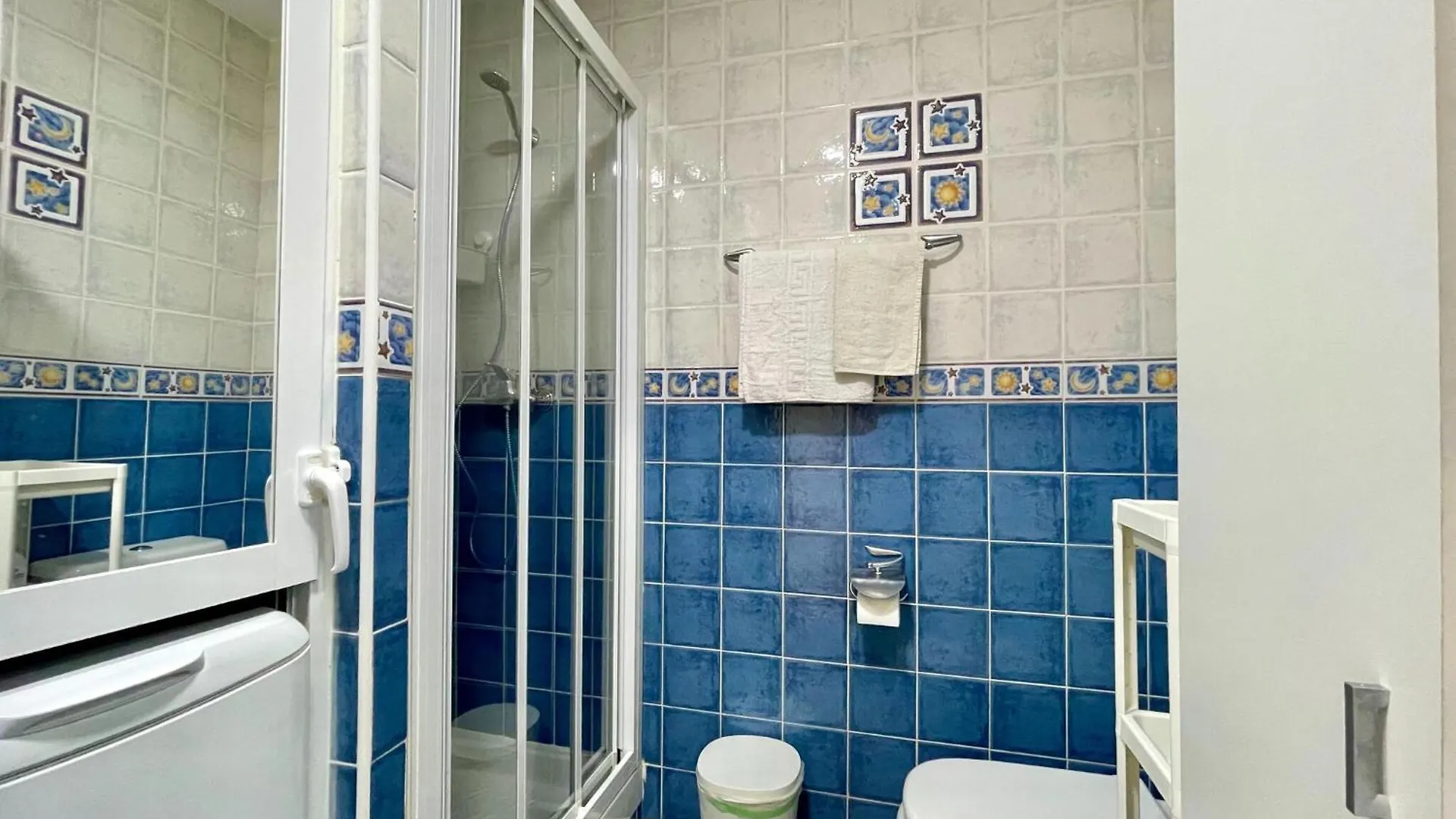 Apartment In Torremolinos Near Seabeach