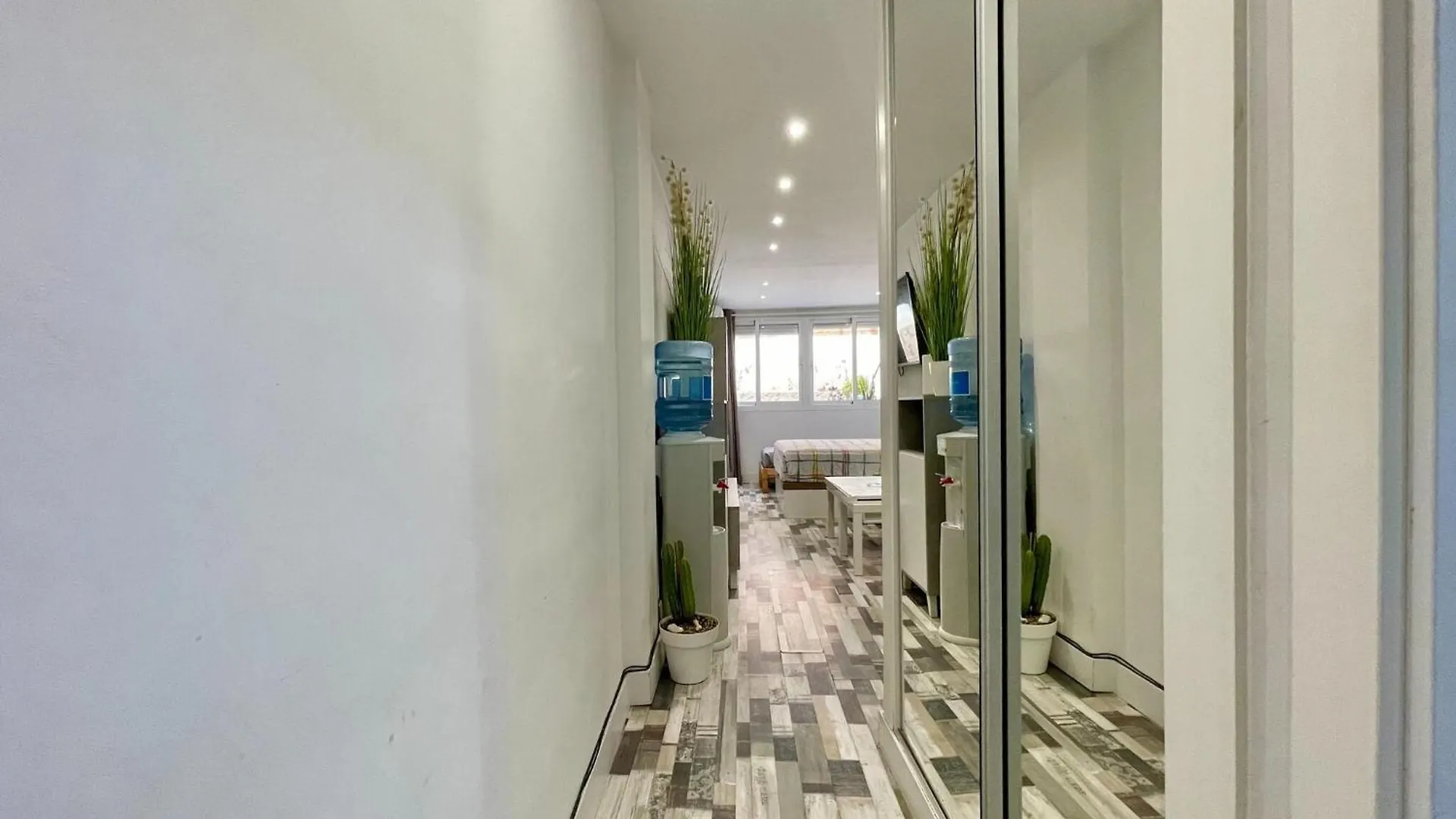 Apartment In Torremolinos Near Seabeach