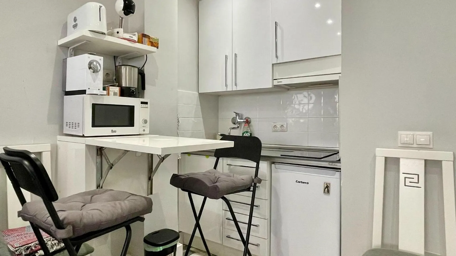 Apartment In Torremolinos Near Seabeach