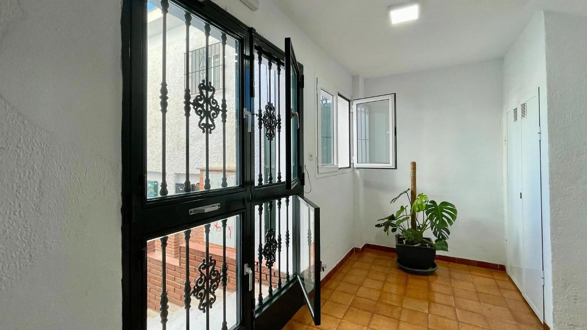 Apartment In Torremolinos Near Seabeach 0*,  إسبانيا